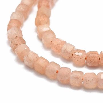 Лунен камък фасетирани мъниста кубче 2x2x2 мм "Peach Moonstone" - наниз 39 см  