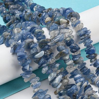 Естествен Кианит мъниста чипс 5~13x4~11x1.5~8мм - наниз 80 см